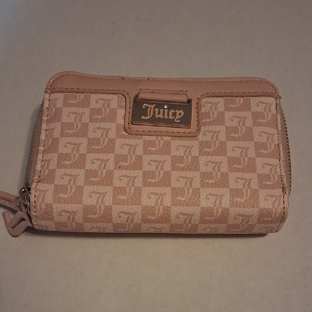 Juicy Couture Pink Checkered Women's Wallet